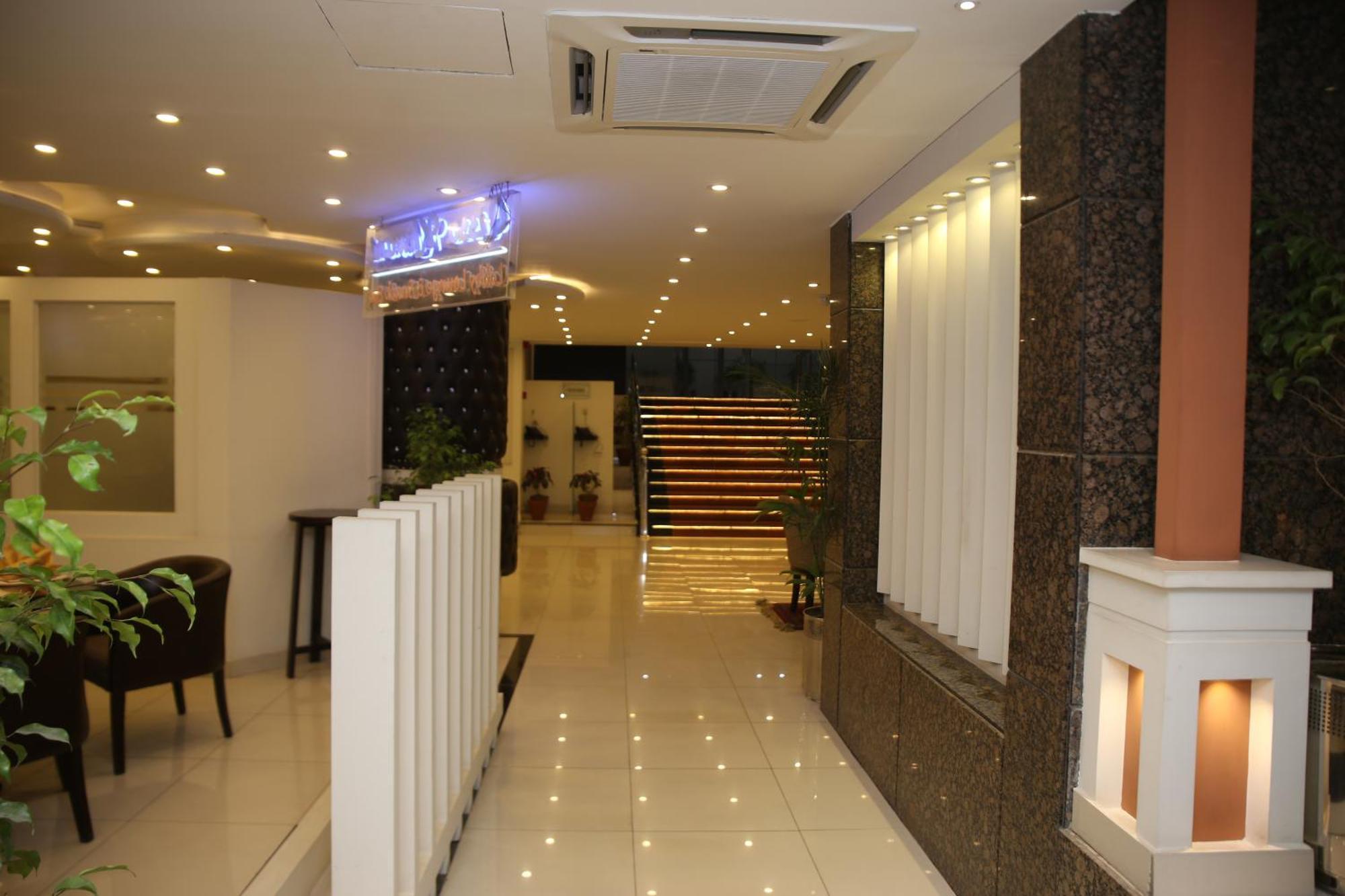 Fort Continental Hotel بيشاور المظهر الخارجي الصورة