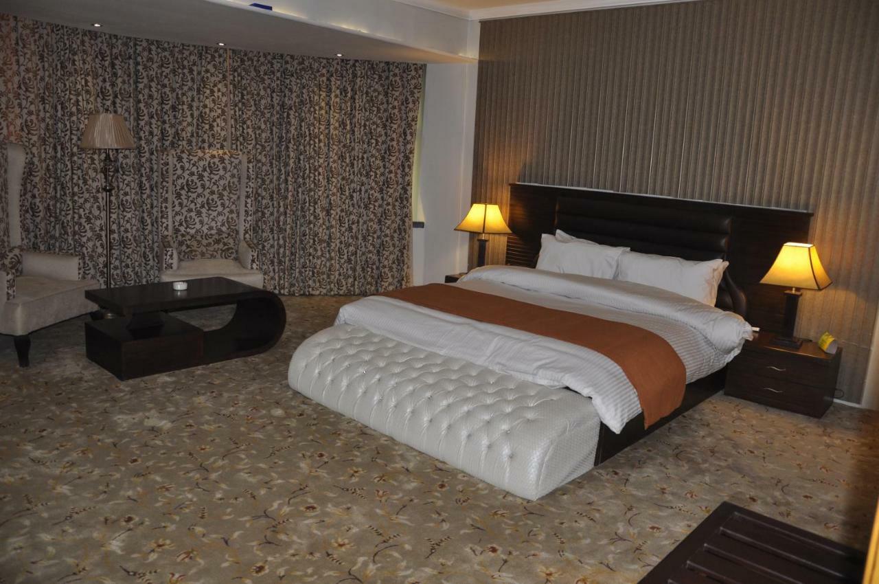 Fort Continental Hotel بيشاور المظهر الخارجي الصورة