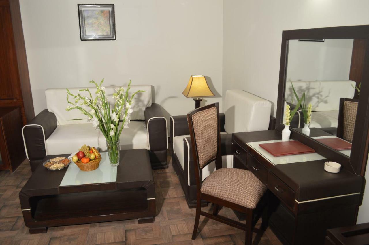 Fort Continental Hotel بيشاور المظهر الخارجي الصورة